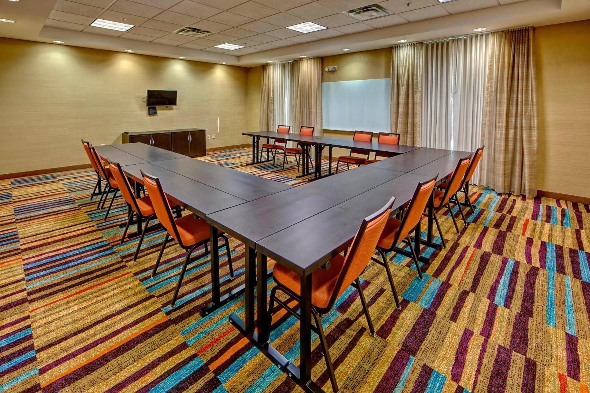 Fairfield Inn & Suites By Marriott Jackson Exterior photo